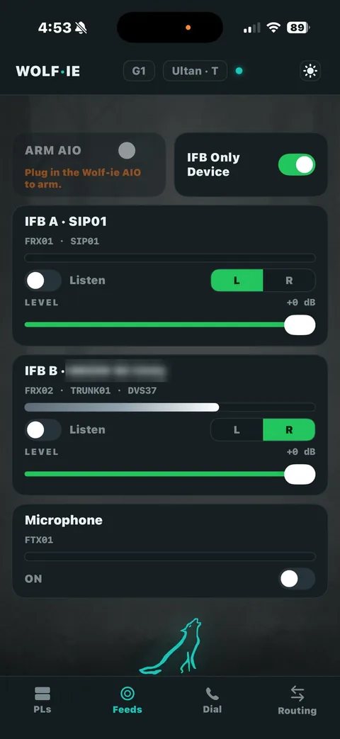 Feeds screen with IFB A on the left ear and IFB B on the right
